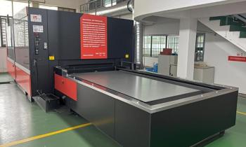 レーザーカッティング(4)